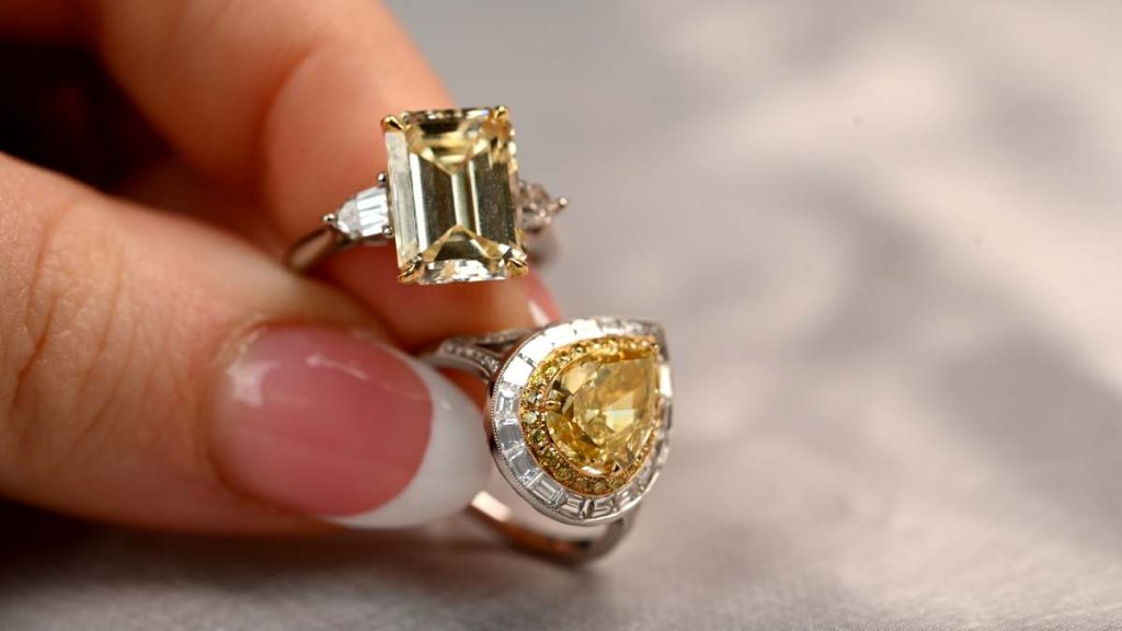 XYZ color diamond ring vs Fancy yellow diamond ring