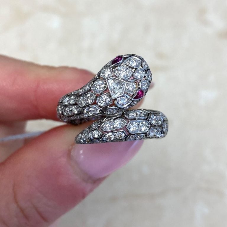 Vintage Diamond and Ruby Snake Motif Ring. Veroli Ring. Circa 1970s
