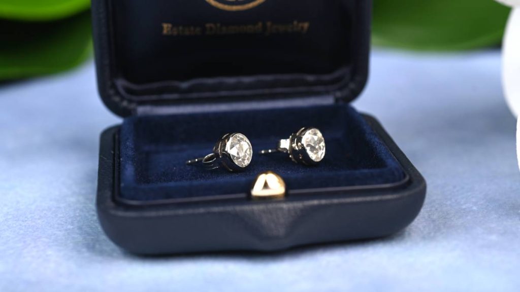 Bezel Diamond Stud Earrings EDJ Box