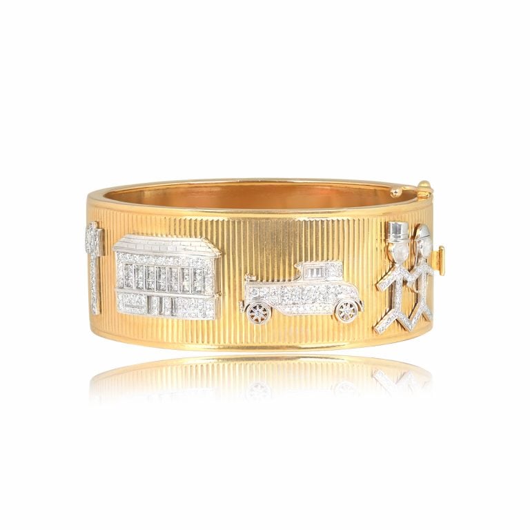 Arrington Bracelet. Circa 1940, Vintage, Retro Era.
