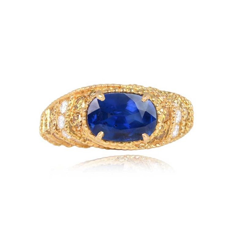 Vintage Zadar Burma Sapphire Ring. Non-Heated. Circa 1980