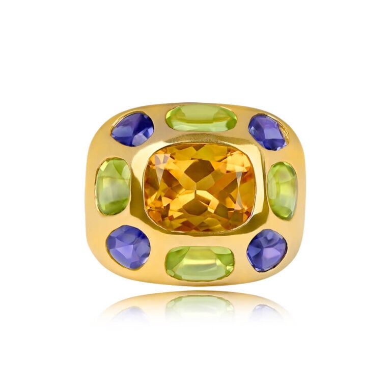 Chanel Cocktail 18k Yellow Gold Ring