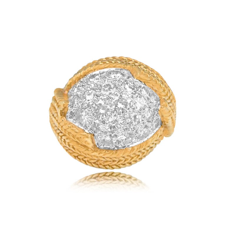 Van Cleef & Arpels Diamond Cluster and 18k Yellow Gold Ring
