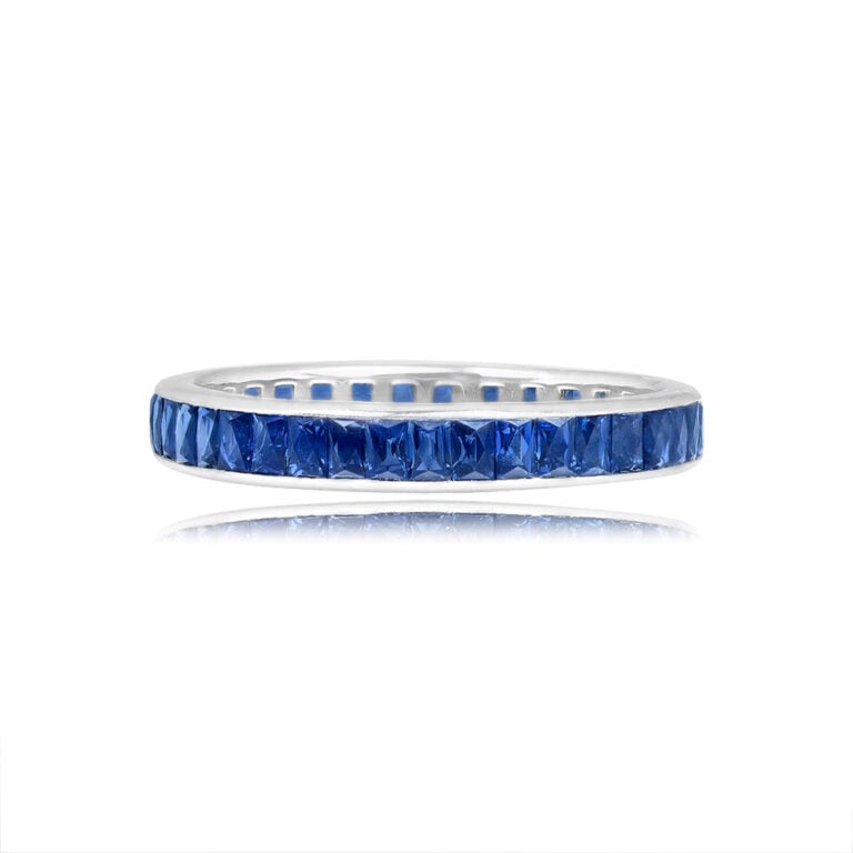 2.06ct Sapphire on Platinum Wedding Tambor Band