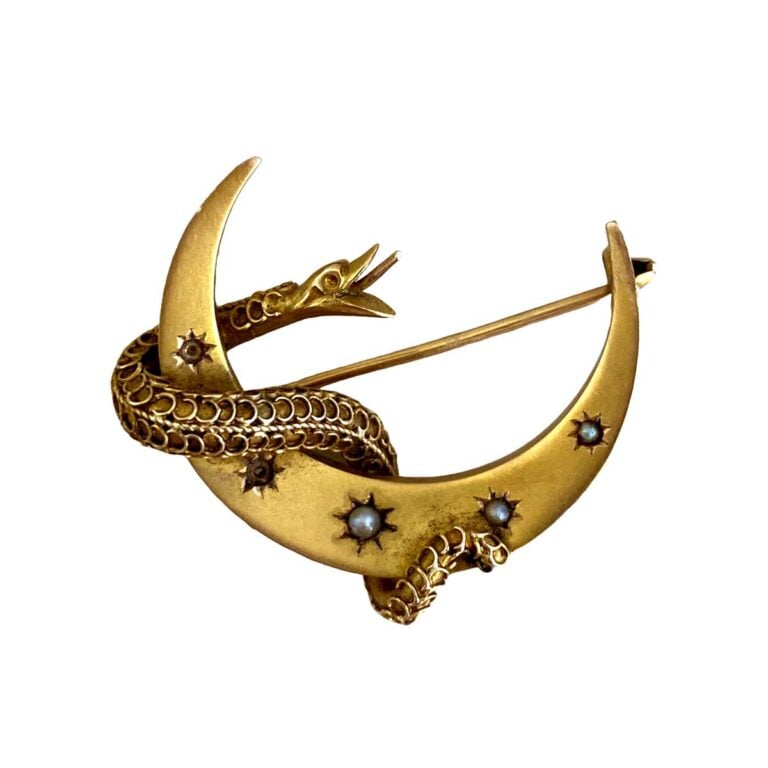 Antique Victorian Snake Brooch. Circa 1880s.