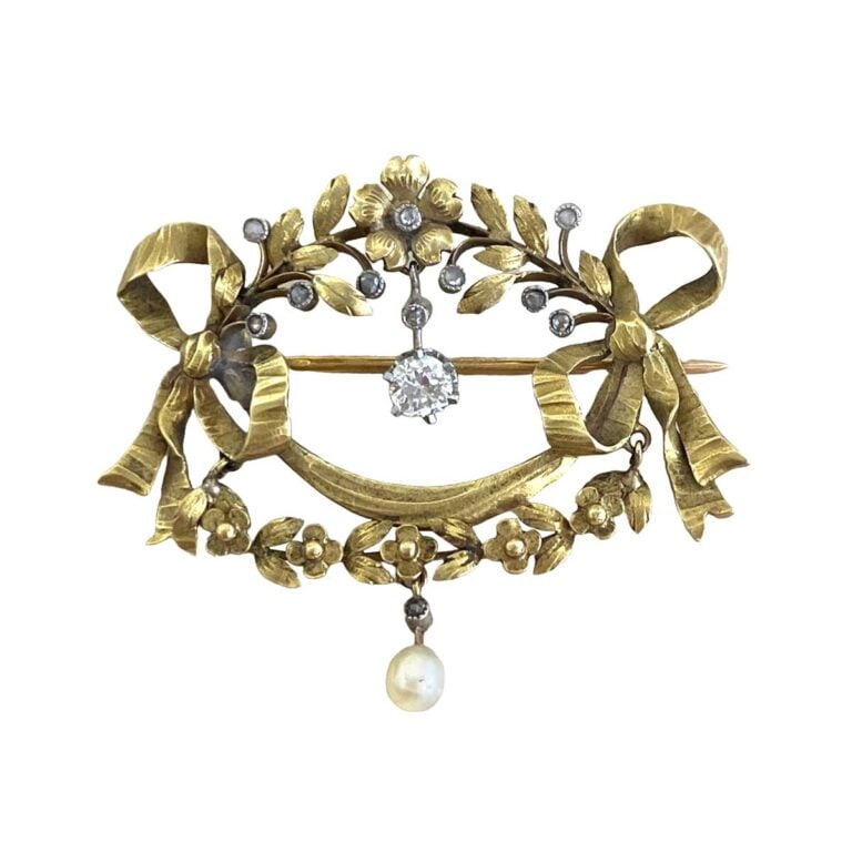 Antique French Art Nouveau Garland Brooch. Circa 1900