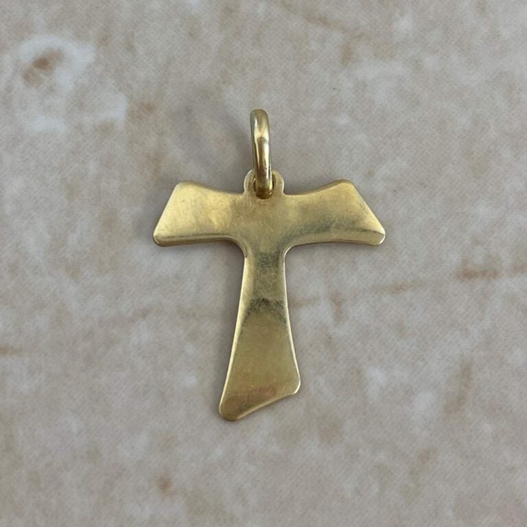 Vintage Italian 18k Yellow Gold T Bassett Pendant