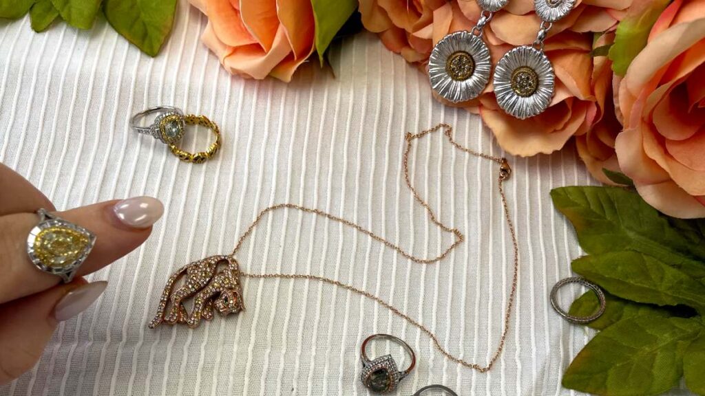 Investment Level Collection Colored Diamond Fancy Vivid Jewelry