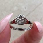 Floral Cluster Diamonds with filigree and engraved shank Back f6 15902