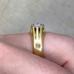 Diamond engagement ring with Triple-wire shoulder design Side Finger f4 15938