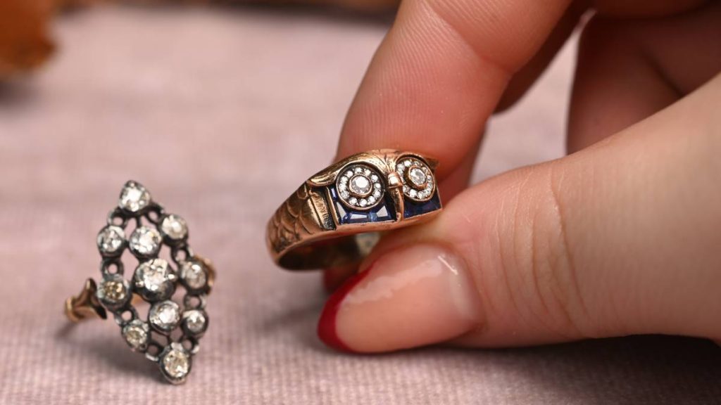 Close up Patina on the Gold and platinum rings