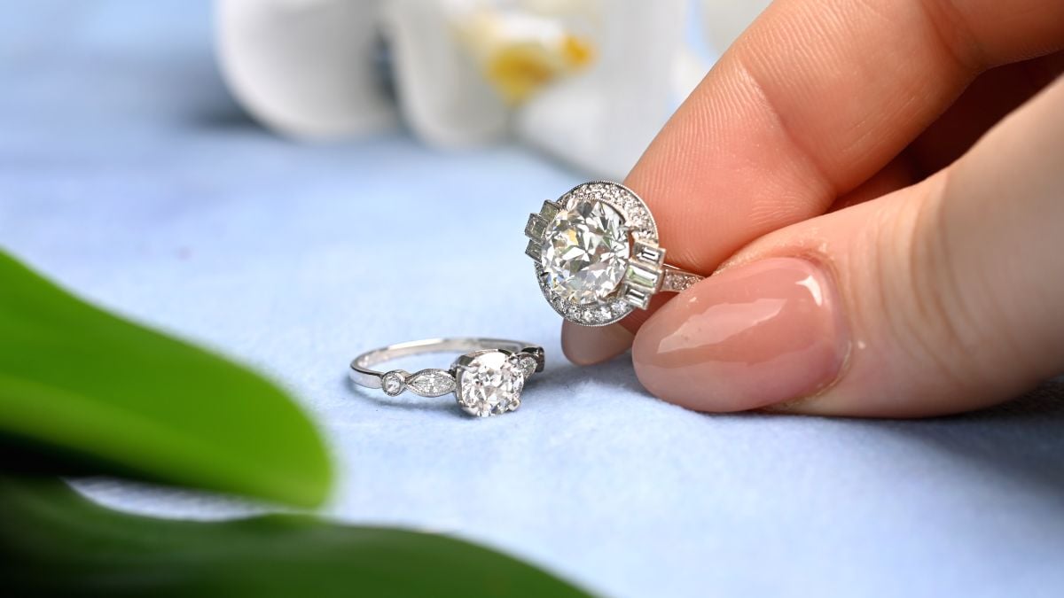 Upgrading an engagement ring for a bigger diamond