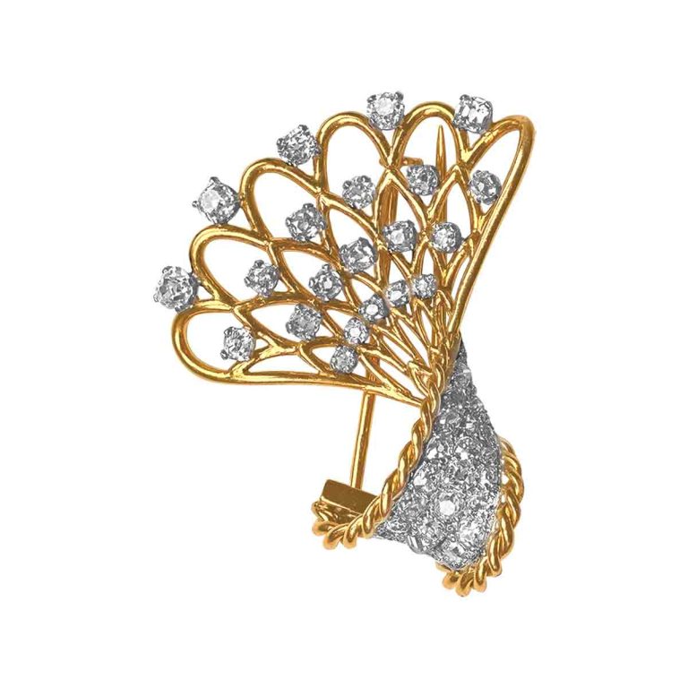 Vintage French Diamond and Gold Manduria Brooch, Circa 1950