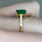 1.06ct Emerald Cut Emerald and Diamond Panaia Ring 16153 Hand Photo 4
