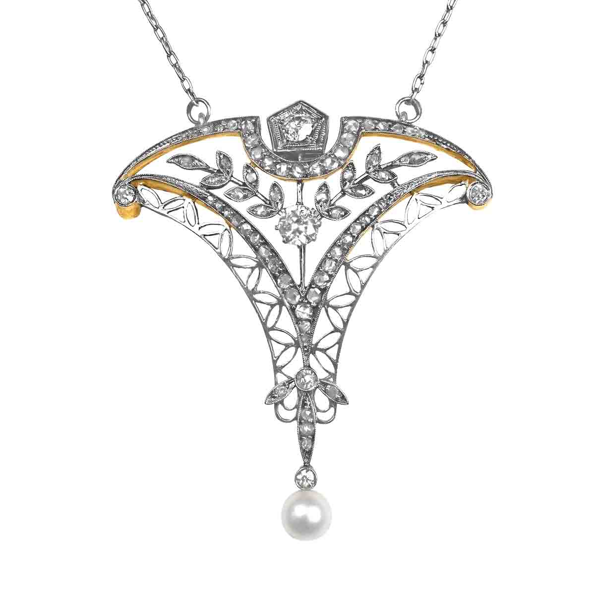 Stacked from 6 images. Method=C (S=1) Edwardian era diamond and pearl filigree pendant Glenmore Necklace MD612 TV