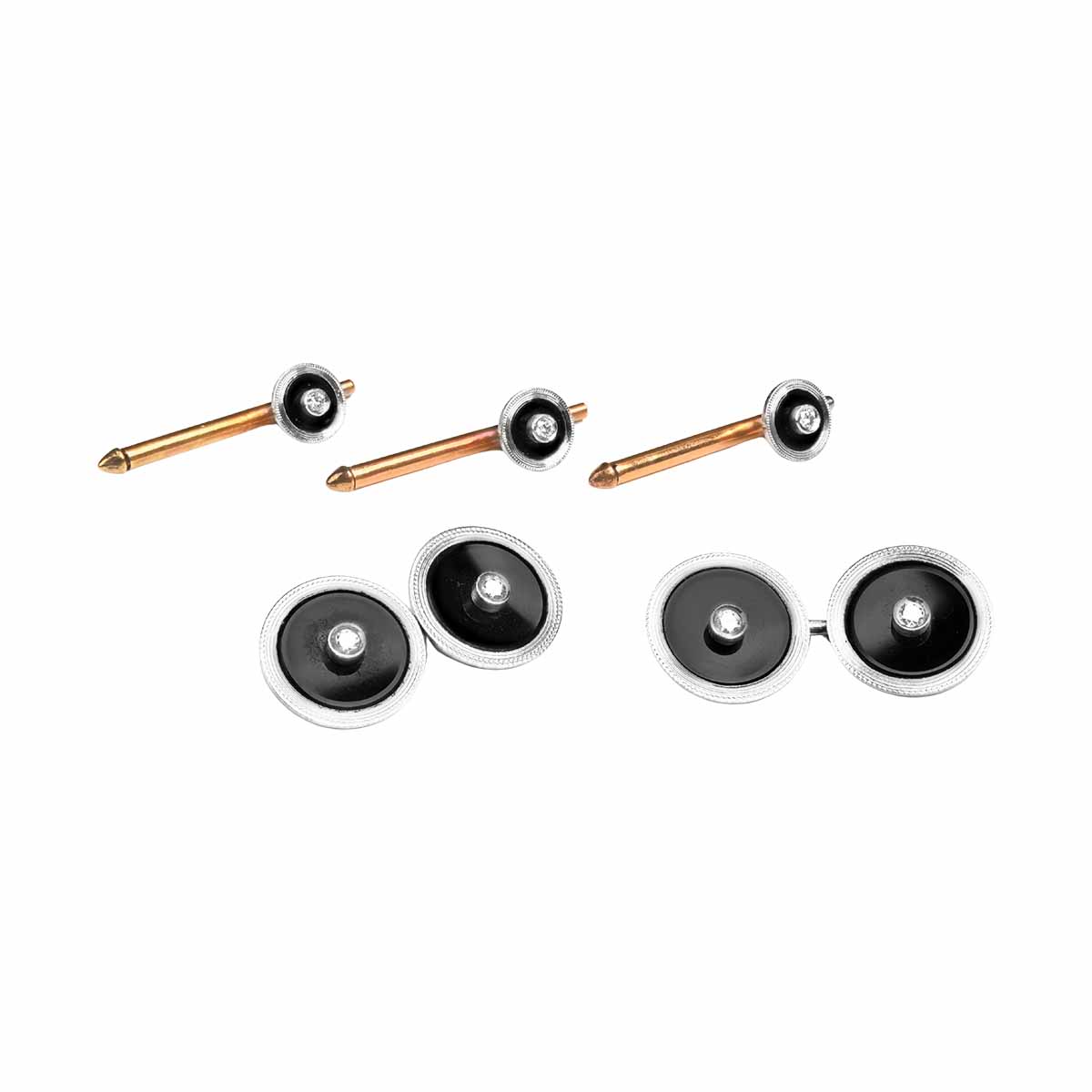 Stacked from 15 images. Method=C (S=1) Tiffany & Co. diamond onyx platinum on gold Tiffany Cufflinks and Studs 16379 TV