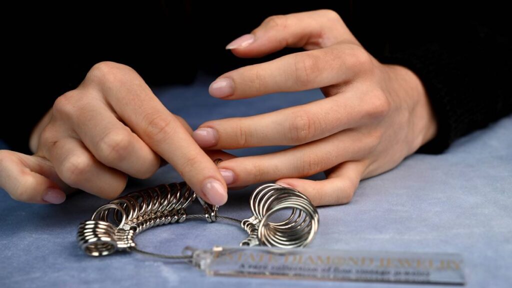 Model using the EDJ Metal Ring Sizer Kit