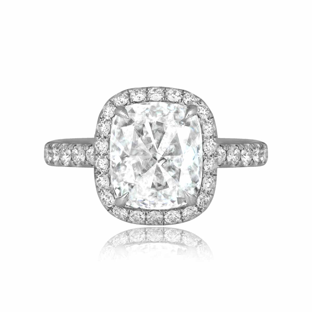 Stacked from 28 images. Method=C (S=1) Harry Winston 2.59 carat cushion cut diamond Harry Winston Ring 16436 TV