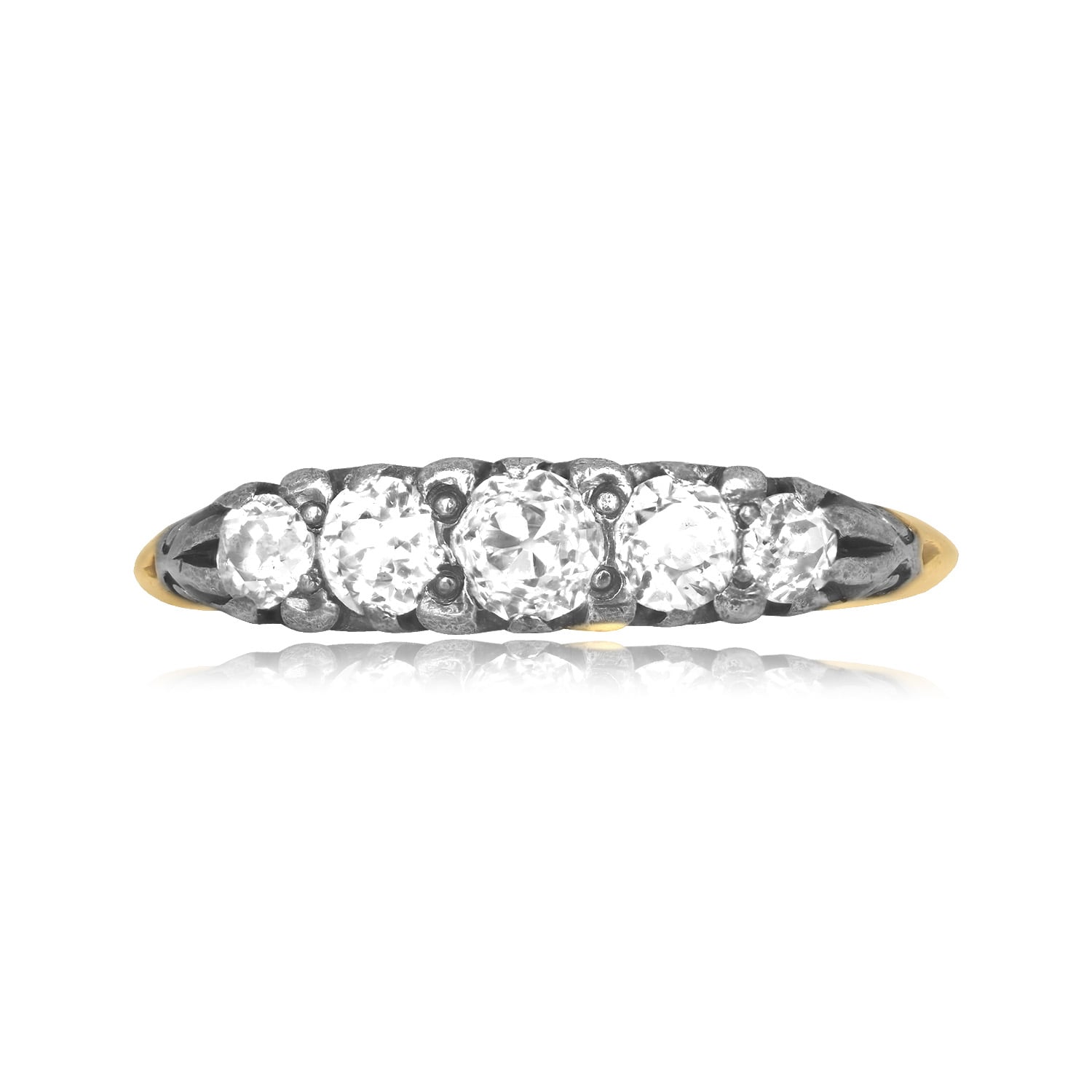 Stacked from 17 images. Method=C (S=1) Antique, 1900s old mine cut diamond five stone Turpin Ring 16446 TV