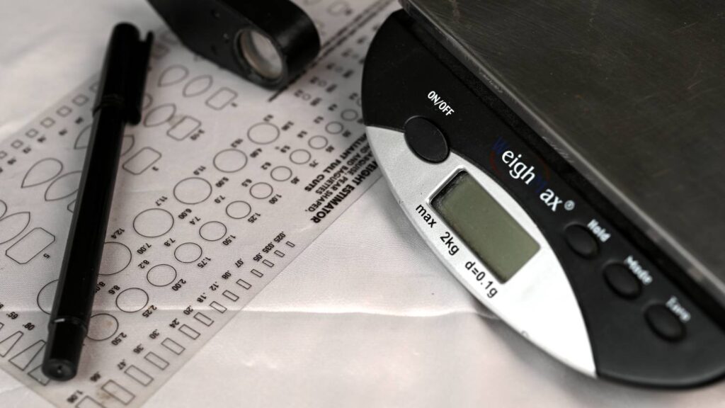 Jewelry Scale loupe gauge and pen