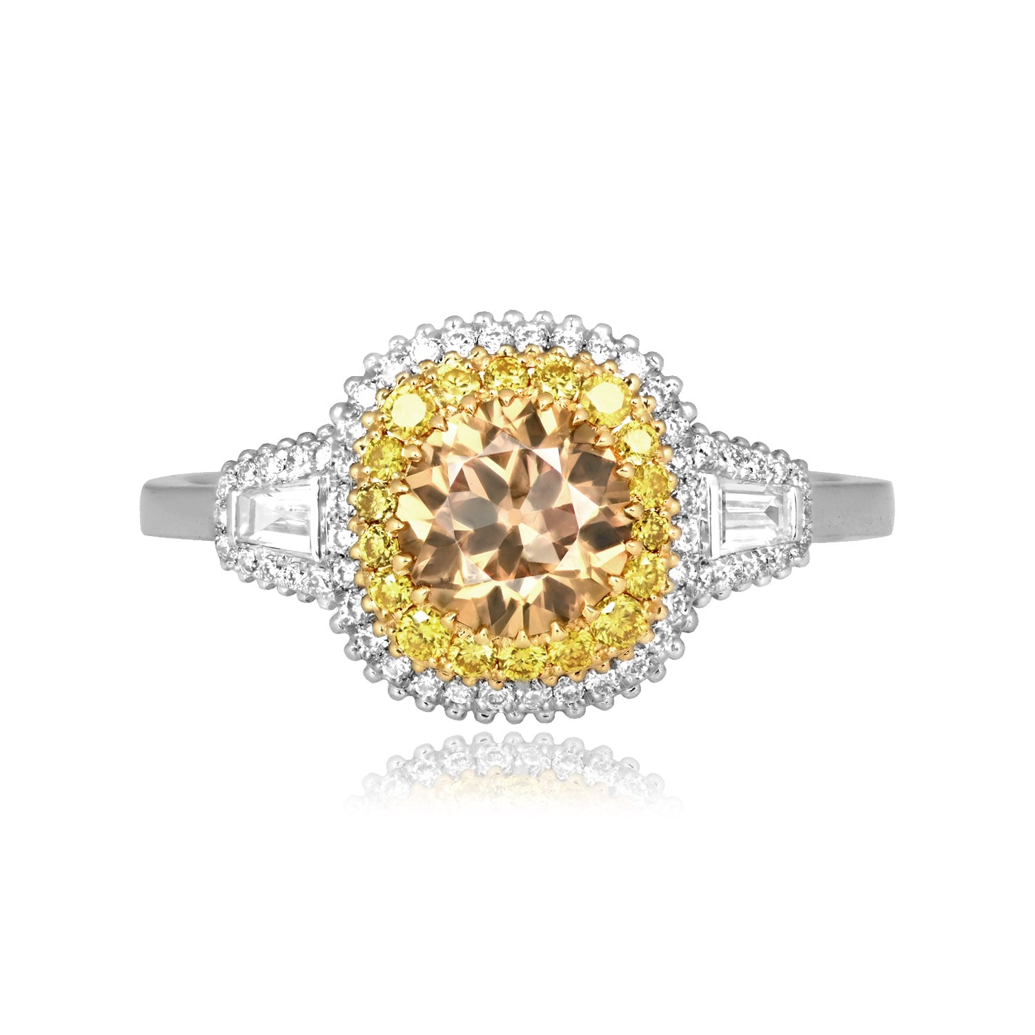 Stacked from 34 images. Method=C (S=1) 0.82 carat fancy yellow-brown old European cut diamond Merrillan Ring 16353 TV