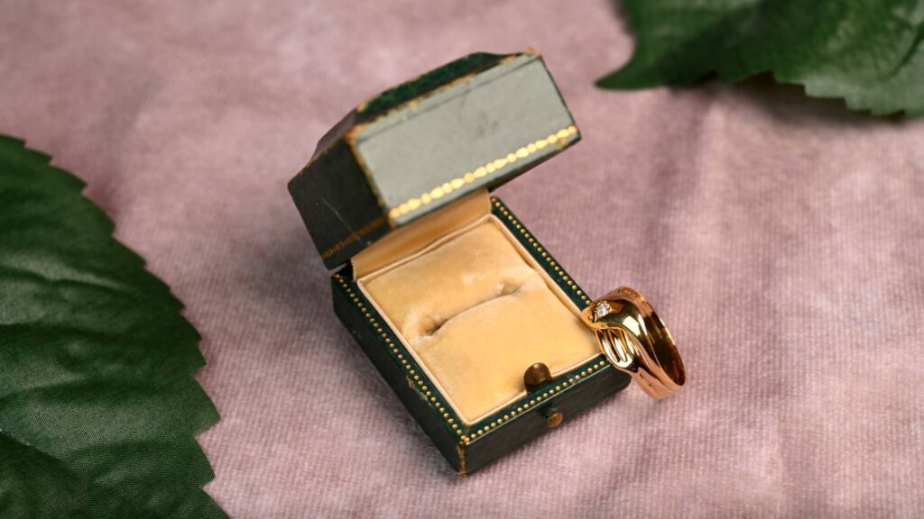 Rare Victorian Diamond and Yellow Gold Ring near Box