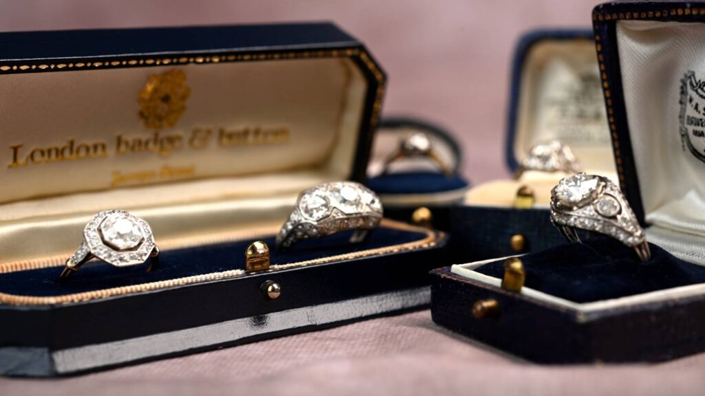 Vintage Style Diamond Engagement Rings