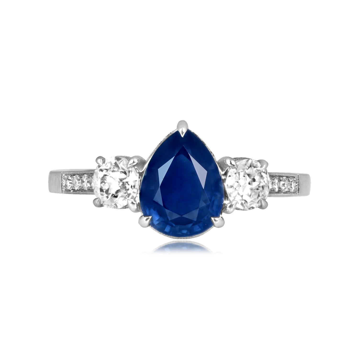 Stacked from 41 images. Method=C (S=1) 1.62 carat pear shaped sapphire and diamond Fernbank Ring 16289 TV