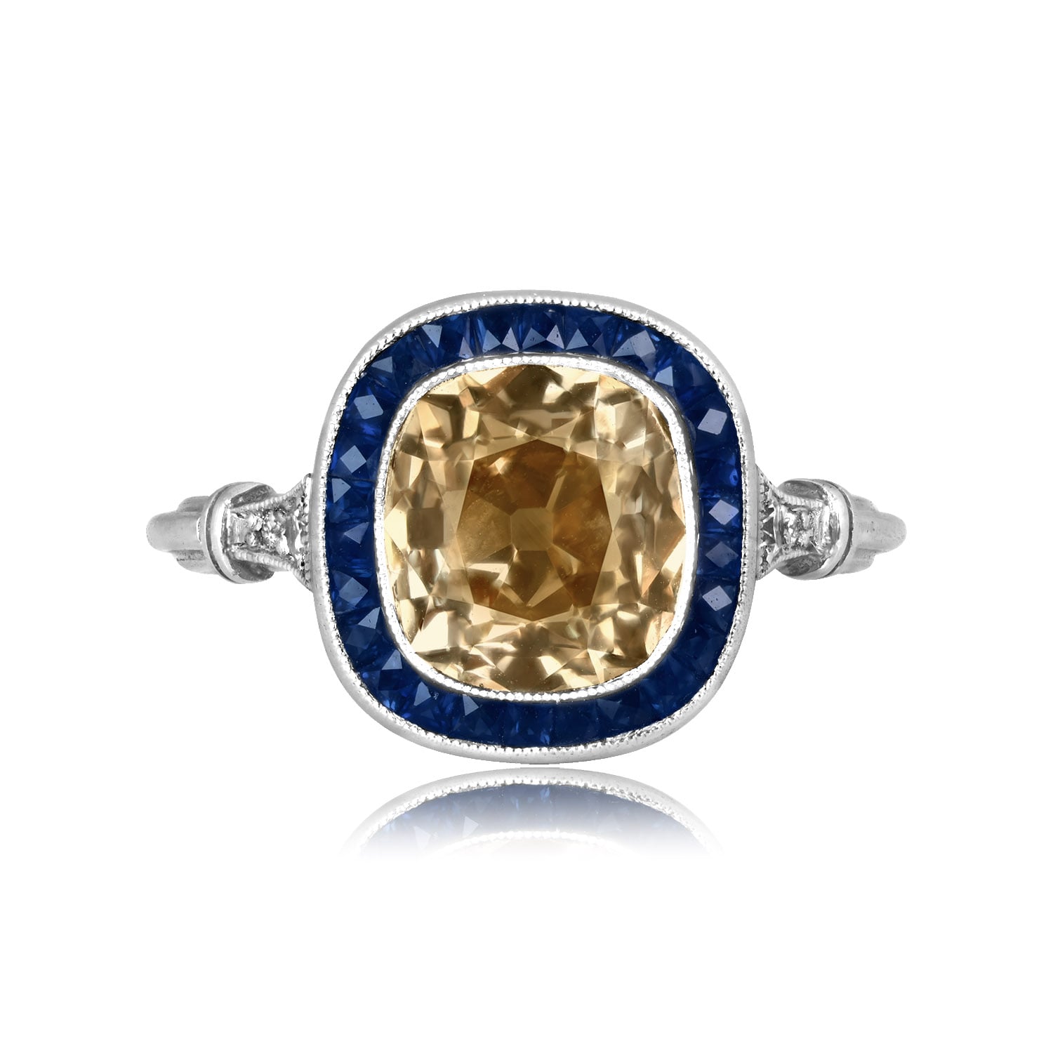 Stacked from 41 images. Method=C (S=1) 3.06 carat cushion cut diamond champagne color platinum Batesville Ring 16494 TV