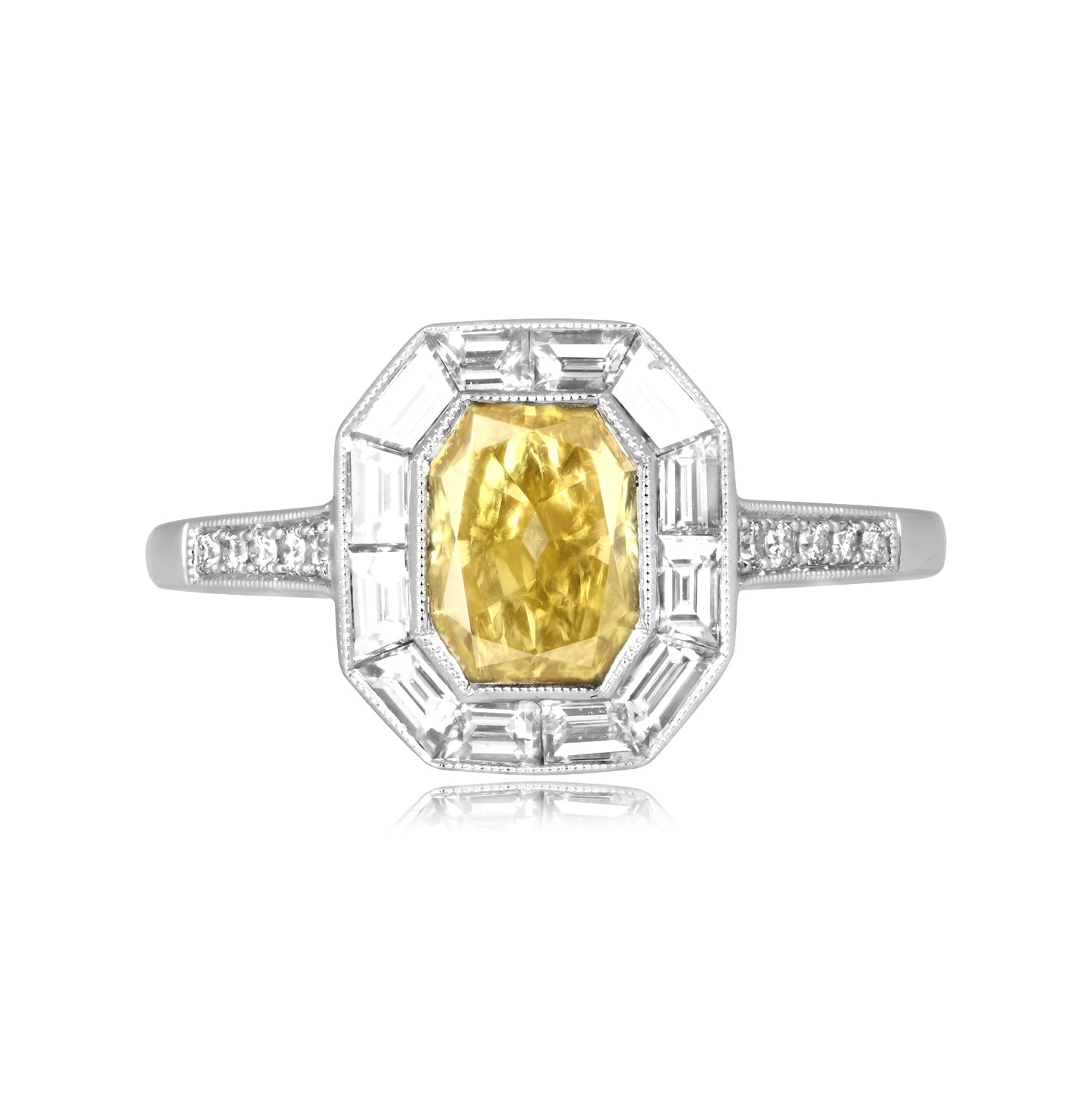 Stacked from 21 images. Method=C (S=1) 1.01 carat fancy vivid yellow radiant cut diamond Yankton Ring ASS092 TV